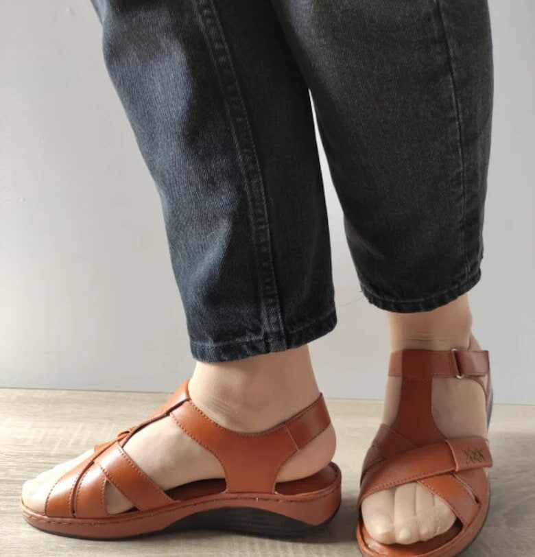 Ежедневни дамски сандали  60021B 02-N Кафяво Камел - Кафяво Pass