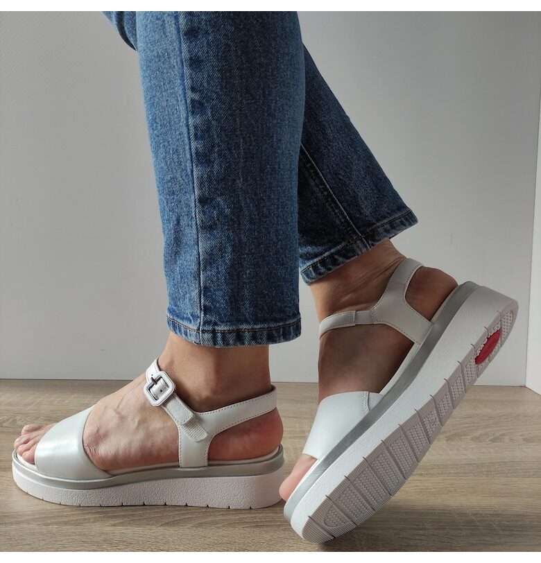 Ежедневни дамски сандали  88708-42 Бели - Бял Tamaris