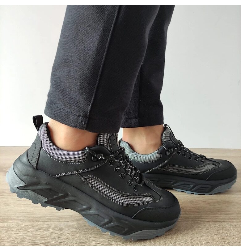 Ежедневни мъжки обувки  8805 Black - черни Mels