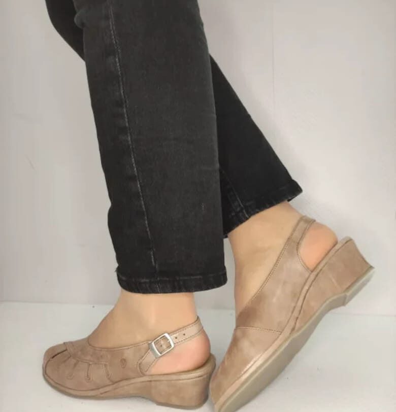 Ежедневни сандали за жени  0290T Roma 03-N бежово Suave