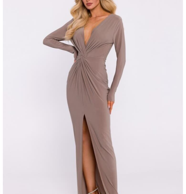 Еластична трикотажна рокля с плетка MOE