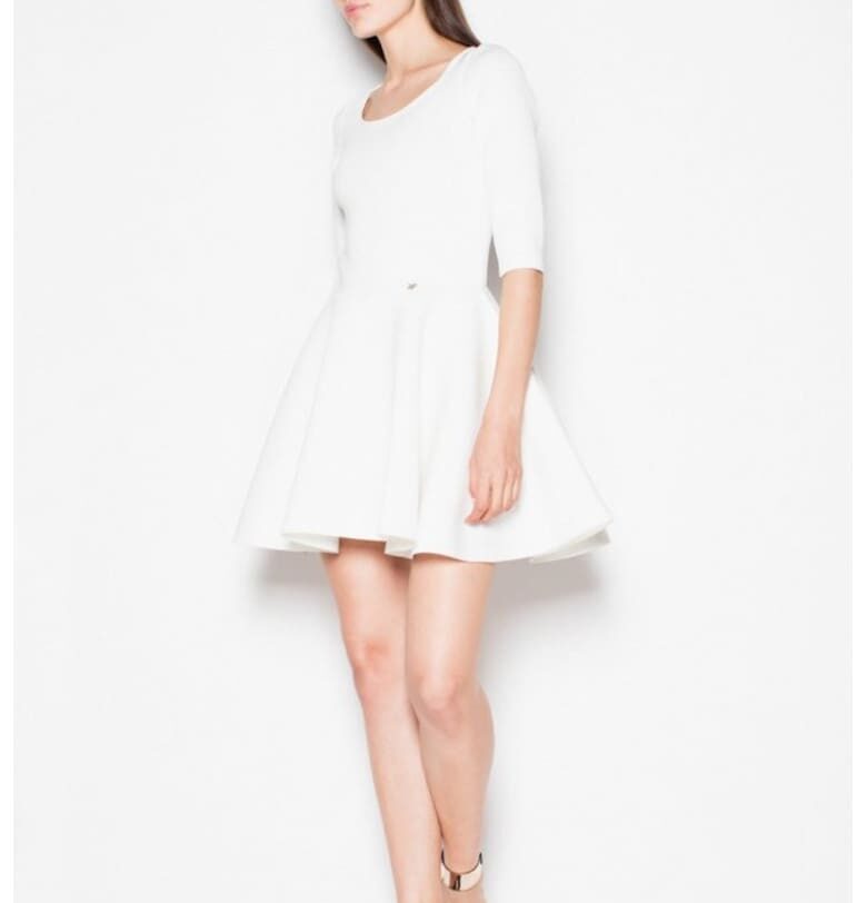 Елегантна рокля модел 77202 Venaton