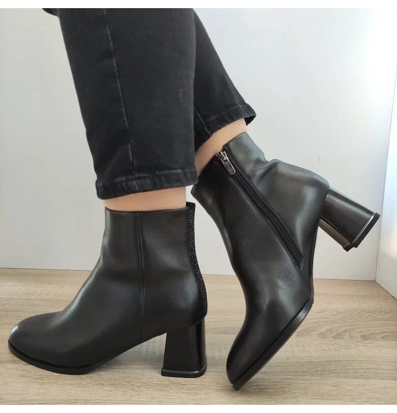 Елегантни дамски боти  350035 01-N Black - Черни Epica