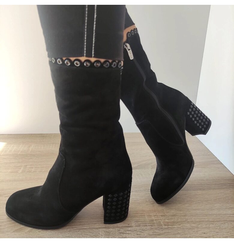 Елегантни дамски боти  F-M112 Black Velvet - Черно кадифе Epica