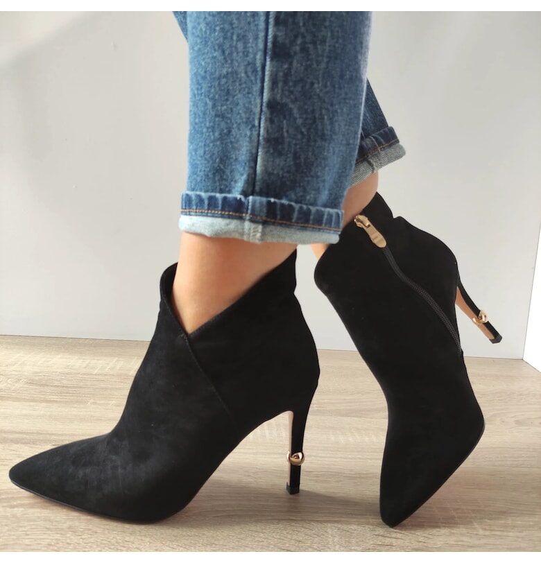 Елегантни дамски боти  Mh003-2338 Black Velvet - Черно кадифе Feeling