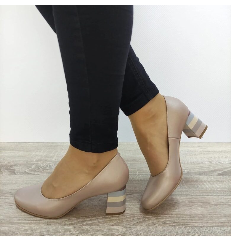 Елегантни дамски обувки . PERLLA