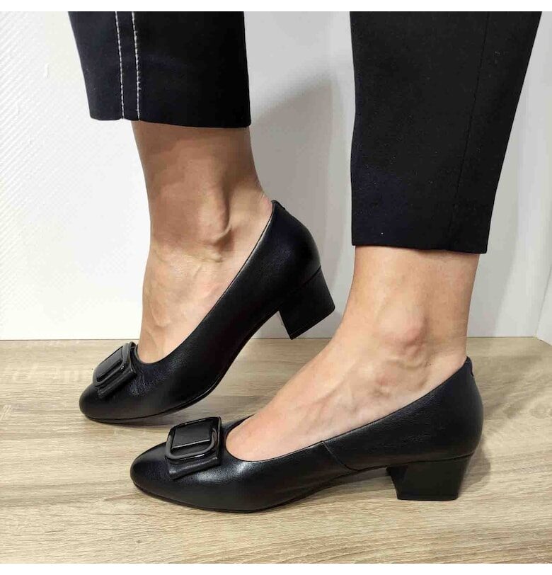 Елегантни дамски обувки  220715 - 38 - черни FORMAZIONE