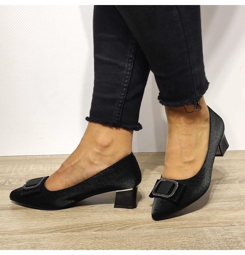 Елегантни дамски обувки  2316 Black Velvet - Черно кадифе FORMAZIONE