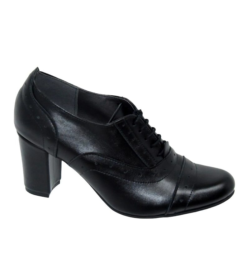 Елегантни дамски обувки Bratex