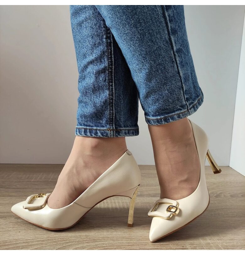 Елегантни дамски обувки Feeling