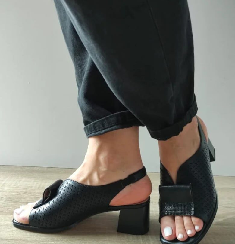 Елегантни дамски сандали  60003C 01-N Черни - Черни - Karisma