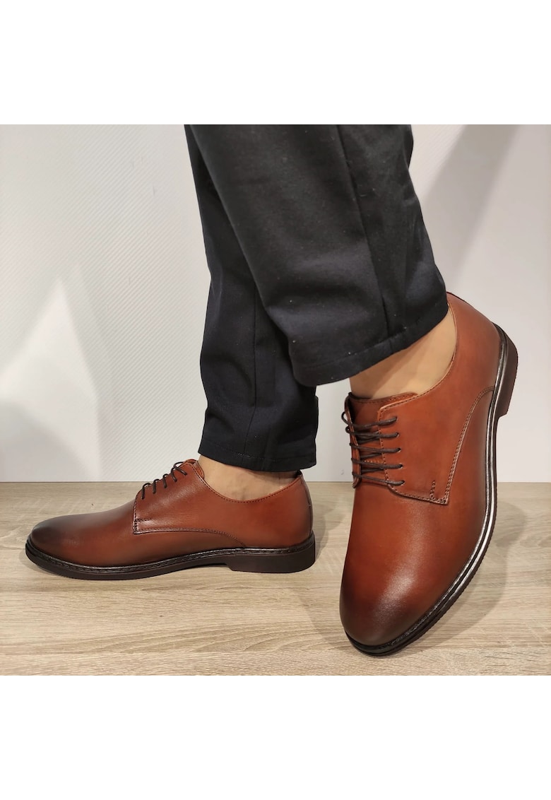 Елегантни мъжки обувки Cobra