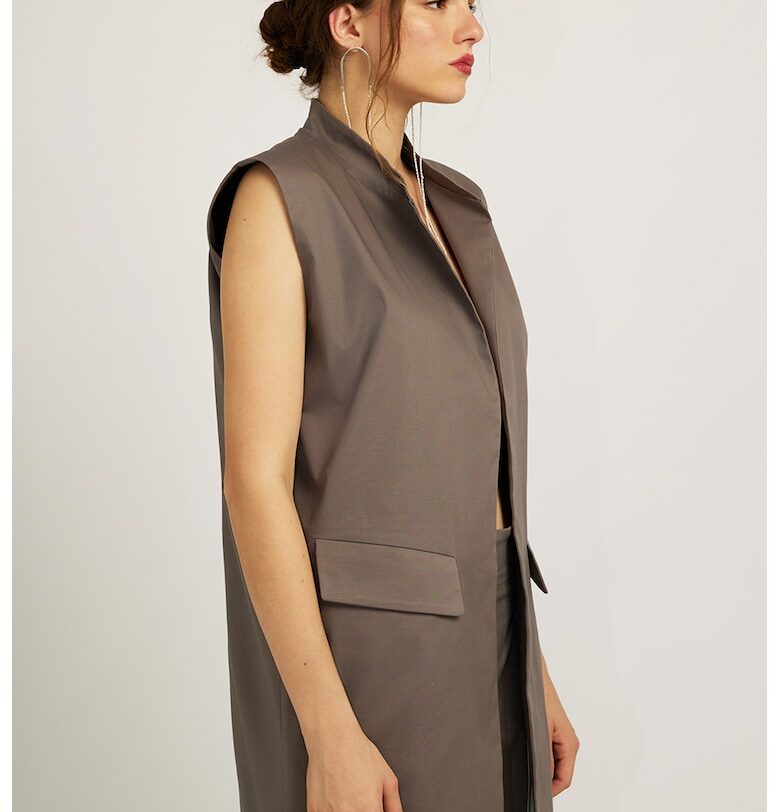 Елек Keep It Simple с джобове с капачета - Сиво-кафяв IPANOMI