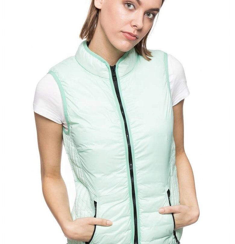 Елек  Лека жилетка Tom Tailor - Slim Fit - Цип - 2 джоба - 100% Полиамид - Зелена - 1 брой Tom Tailor