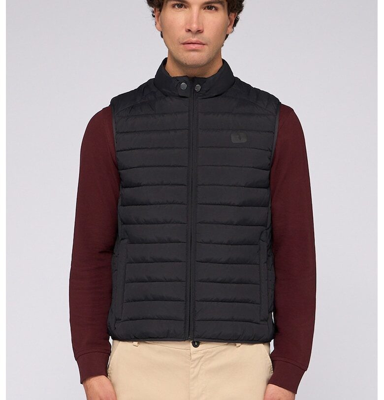 Елек с капса на яката - Черен Trussardi