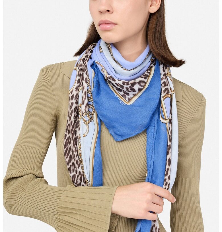 Ефирен шал с принт - Пастелносин Liu Jo