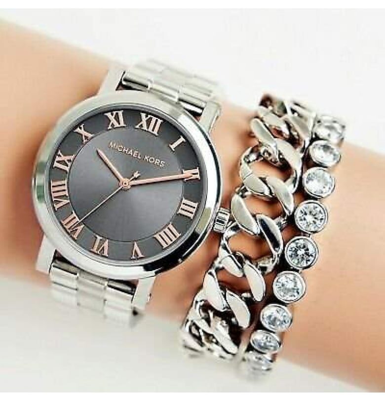 Женски часовник  Norie - кварцов механизъм - инокс рамка Michael Kors