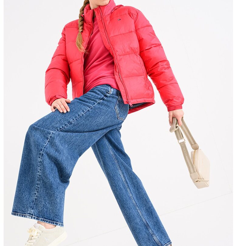 Зимно яке с джобове встрани и вата - Аленочервен Tommy Jeans