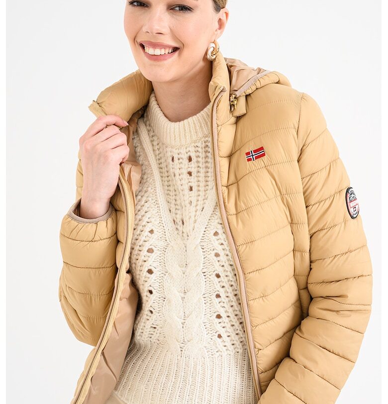 Зимно яке с качулка и лого - Бежов Geographical Norway