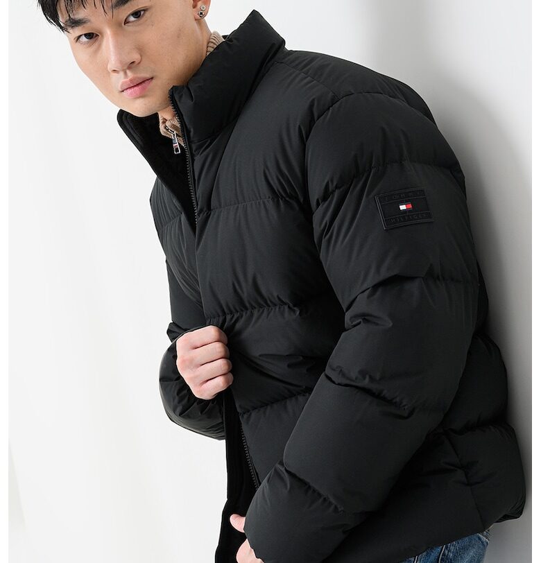 Зимно яке с пухена вата - Черен Tommy Hilfiger