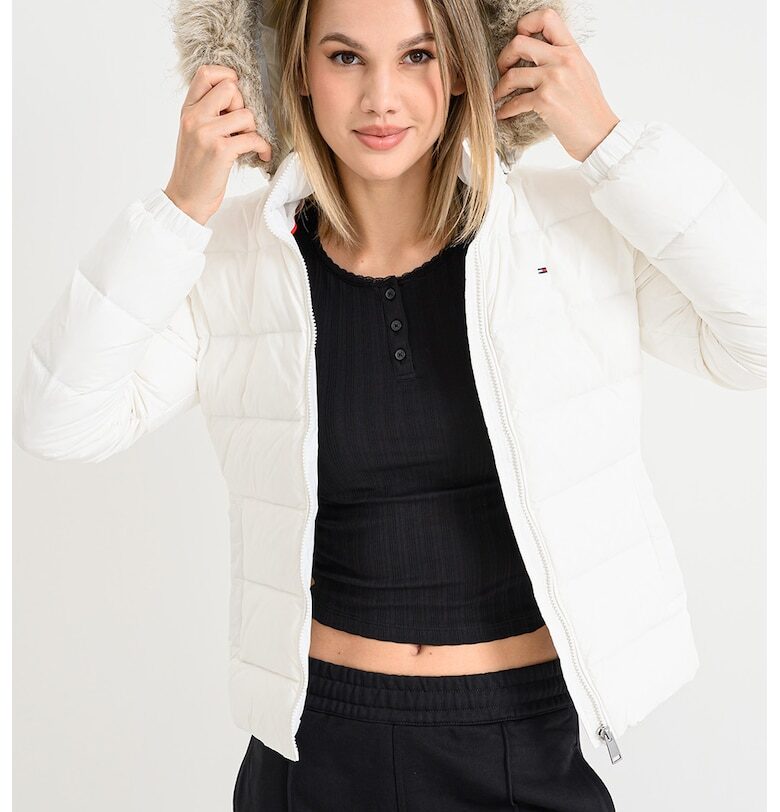 Зимно яке с пухена вата и качулка Tommy Jeans