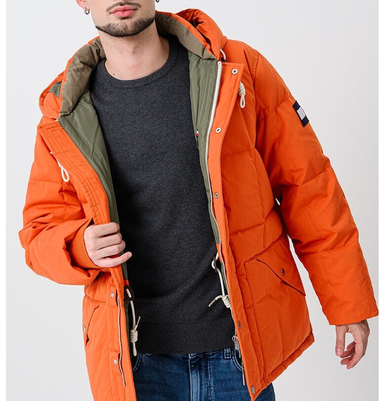 Зимно яке с регулираща се талия - Мандарина Tommy Hilfiger