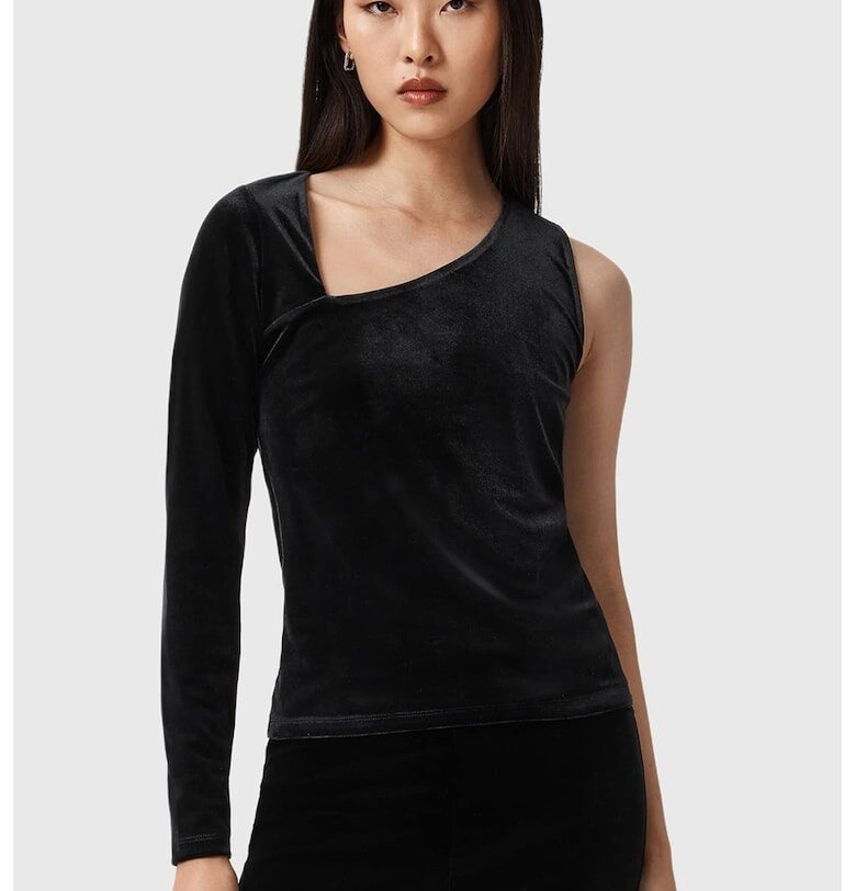 Кадифена блуза с голо рамо - Черен AllSaints
