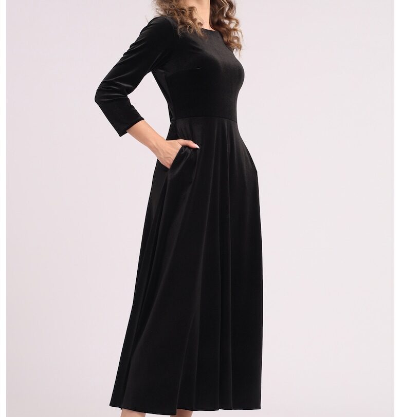 Кадифена рокля с джобове встрани CAMISSI