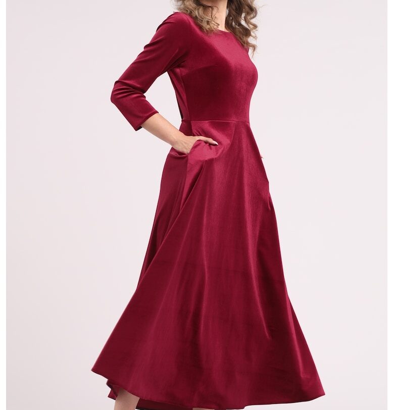 Кадифена рокля с джобове встрани CAMISSI