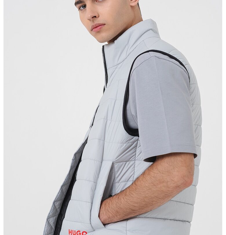 Капитониран елек Brentino - Пепеляво сиво HUGO