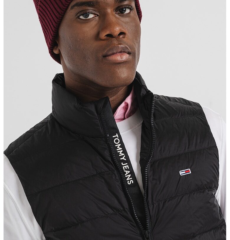 Капитониран елек с пухена вата - Черен Tommy Jeans