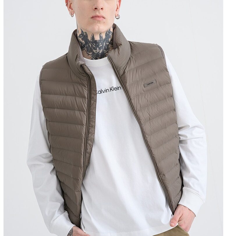 Капитониран елек с цип - Тъмно каки CALVIN KLEIN