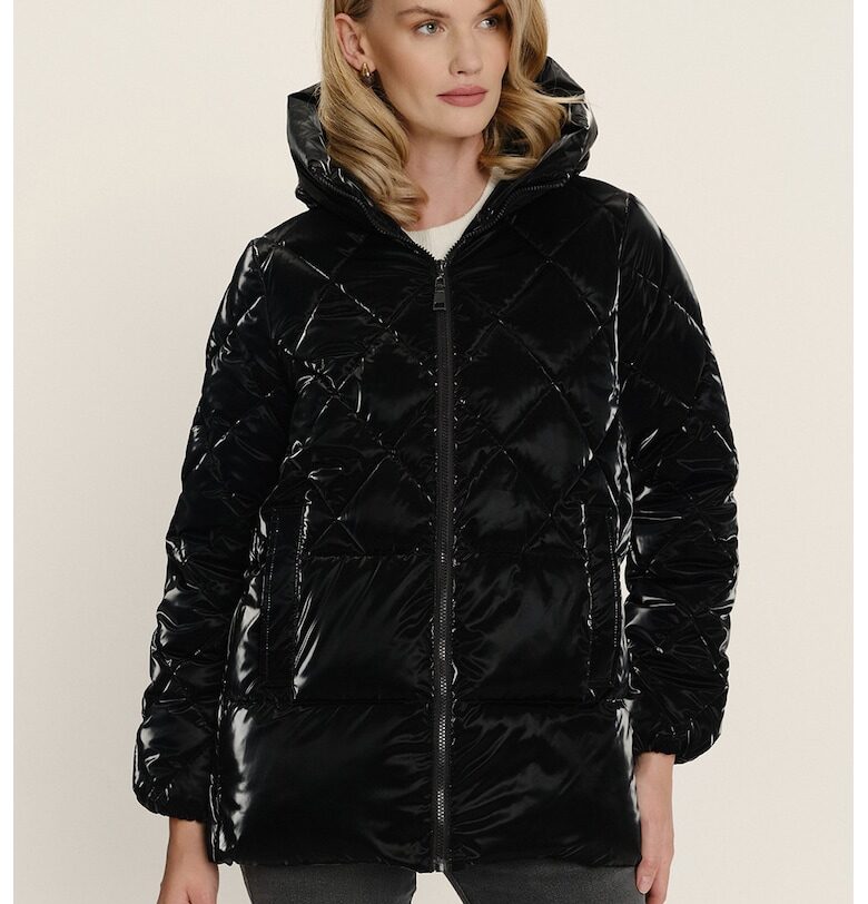 Капитонирано зимно яке с качулка и вата - Черен GreenPoint