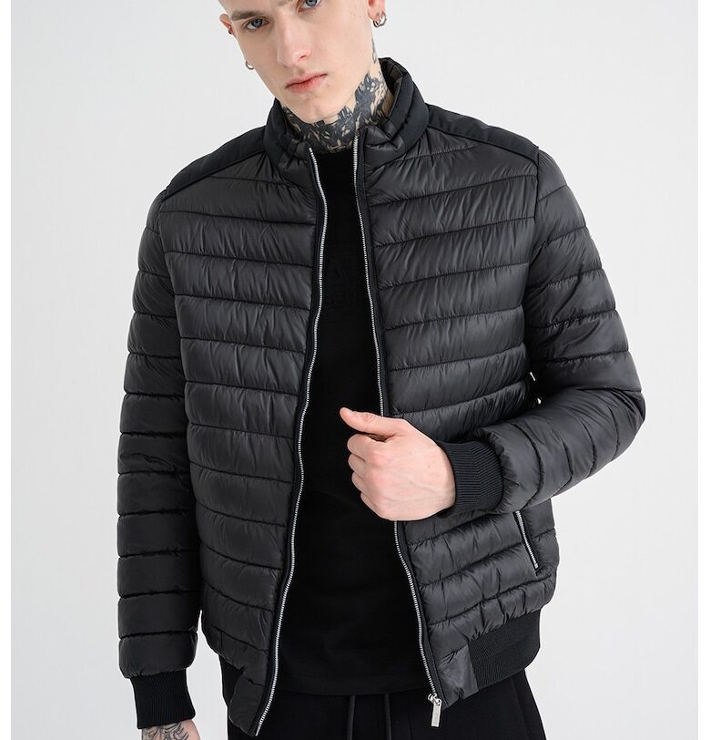 Капитонирано зимно яке с цип - Черен Karl Lagerfeld