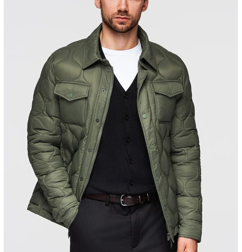 Капитонирано яке с джобове - Маслинено зелено OMBRE