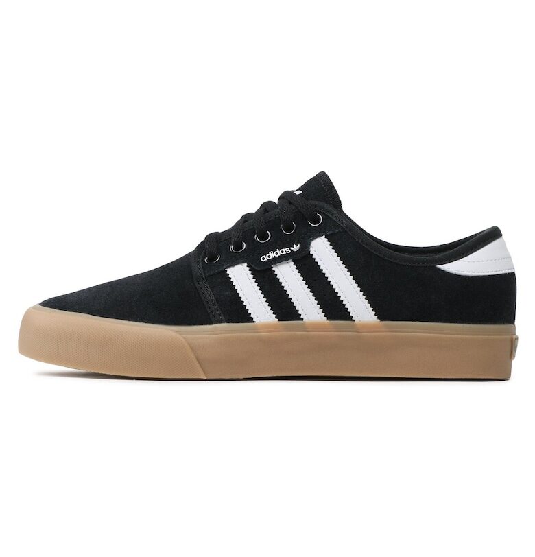 Кецове от велур с нисък профил adidas