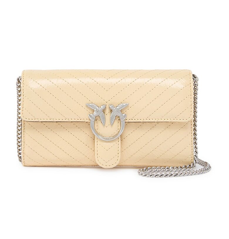 Кожена чанта през рамо Love One с презрамка тип верижка Pinko