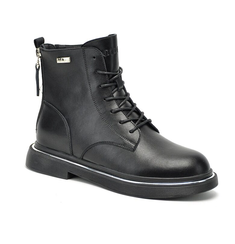 Кожени боти с лого GOE