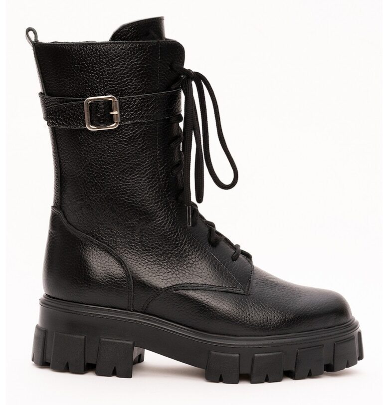 Кожени боти с масивна подметка VAGAM