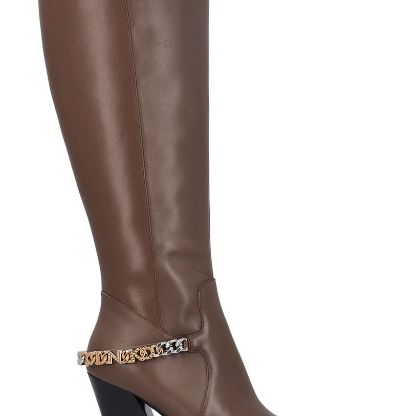 Кожени ботуши с остър връх Pinko