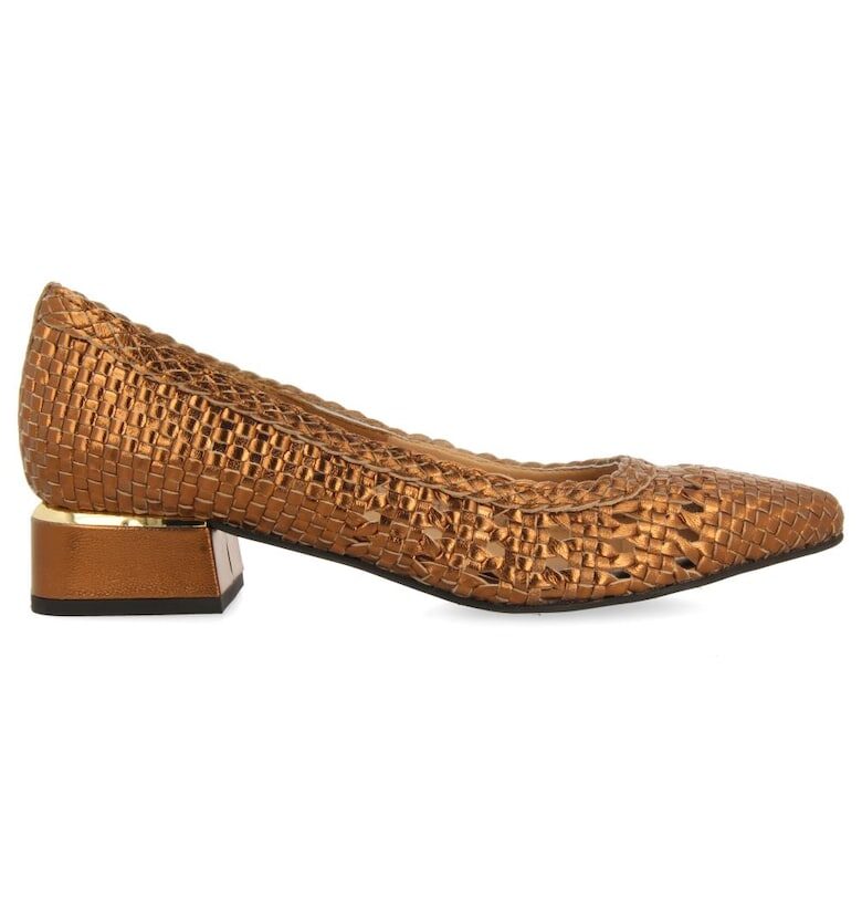 Кожени обувки Maglod със сплетен дизайн Gioseppo