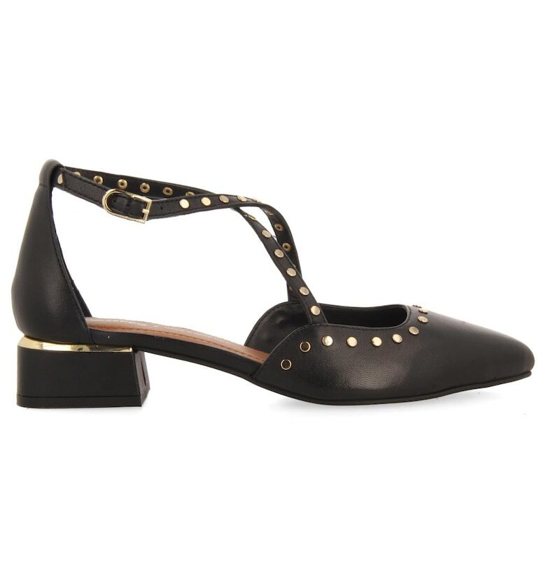 Кожени обувки с кръстосани каишки с капси Gioseppo