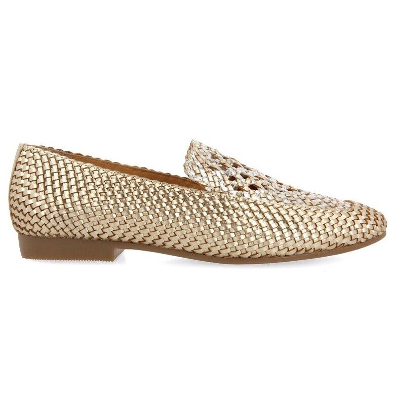 Кожени обувки със сплетен дизайн Gioseppo