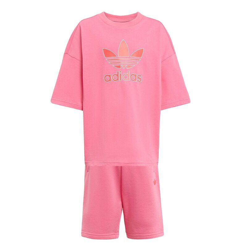 Комплект тениска и къси панталони с лого на гърдите и връзки на талията adidas