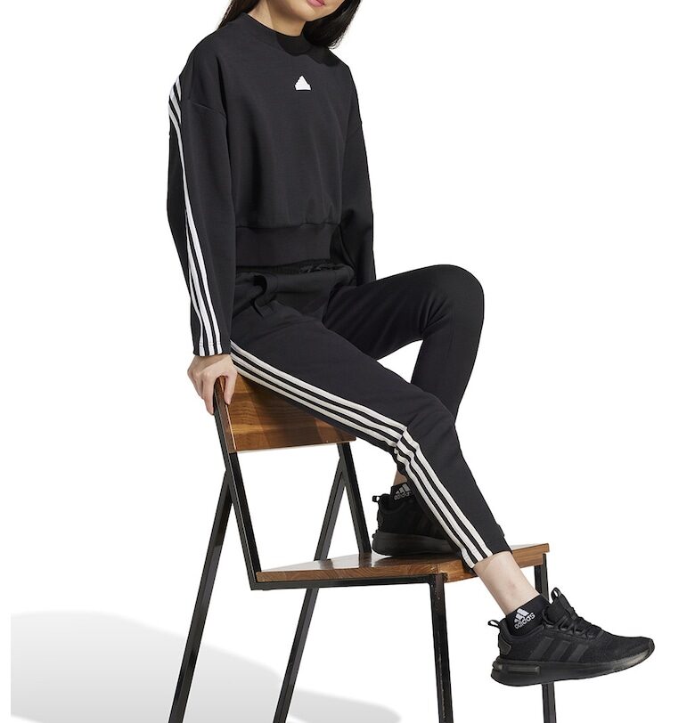 Къс суитшърт с овално деколте - Бял/Черен adidas Sportswear