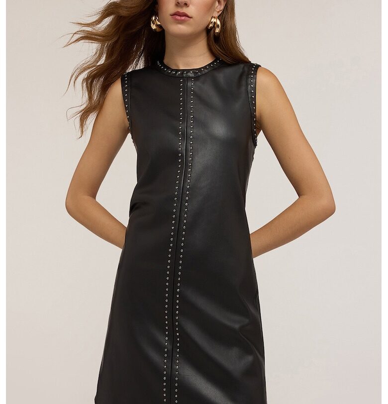 Къса рокля от еко кожа с капси Motivi