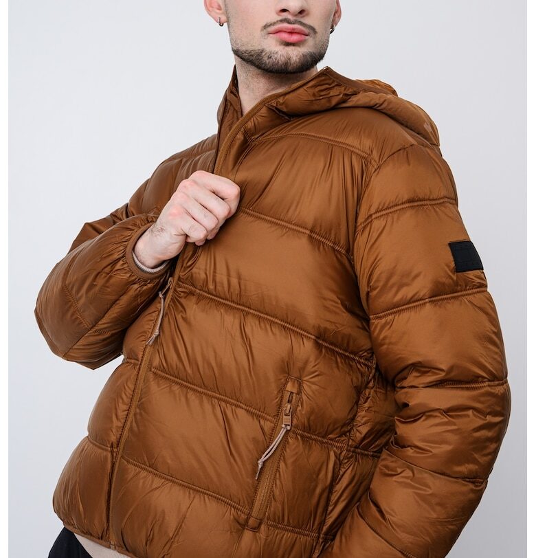 Късо капитонирано зимно яке с качулка Tommy Jeans