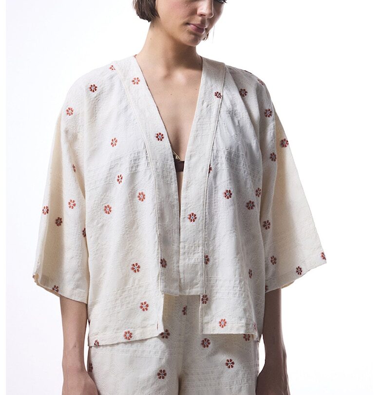 Късо кимоно с бродерия Penti
