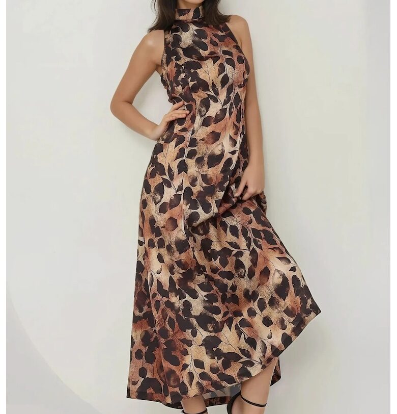 Макси рокля -  деколте тип „халтер“ - многоцветна - сатенена HiCCUP