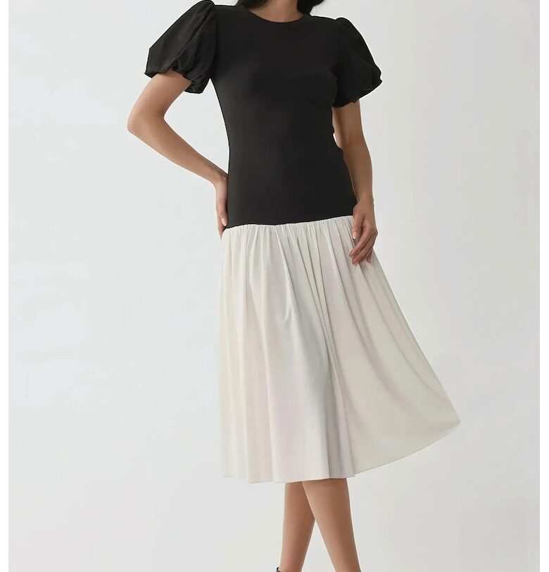 Миди рокля -  вталена - кръгло деколте - плетена HiCCUP